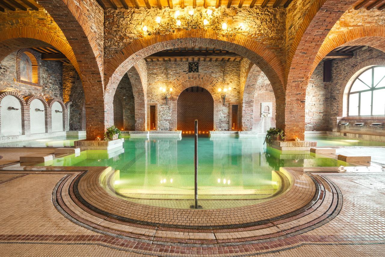 ホテル Calidario Terme Etrusche ヴェントゥリーナ エクステリア 写真